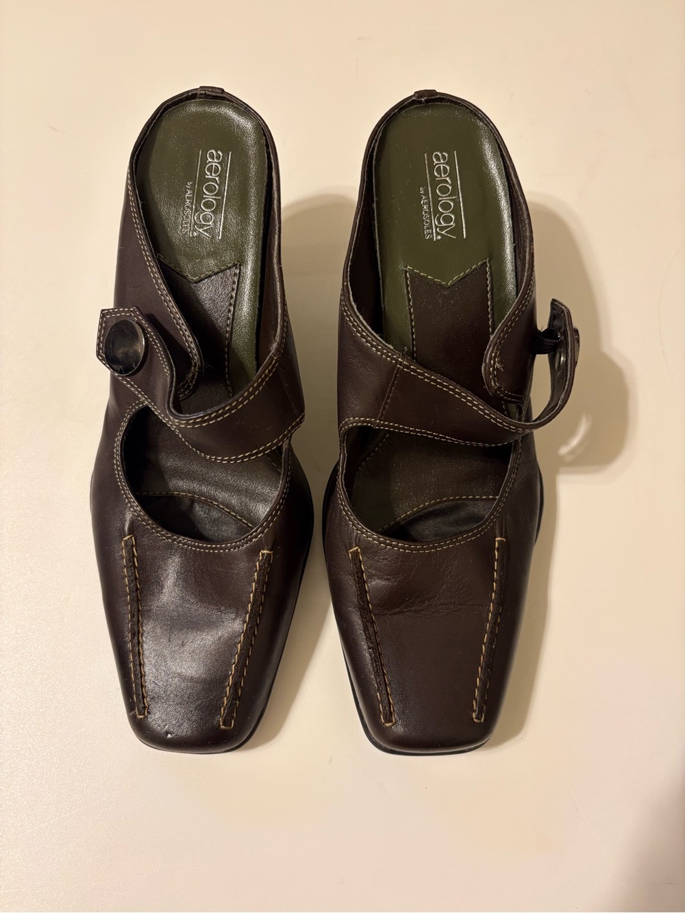 aerology woman’s Brown Leather Slip-On Dress Shoes
